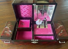 VTG Inlaid Pearl Mt Fuji Japanese Jewelry Music Box Dancing Ballerina & Man picture