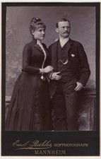 PORTRAIT OF A MOST ATTRACTIVE COUPLE : GLASSES : MANNHEIM GERMANY : CABINET CARD picture