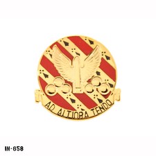 7th Infantry Division Artillery ~ Ad Altiora Tendo ~ US Army DUI Crest Pin ~ NEW picture