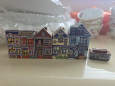 wade painted ladies and cable car picture