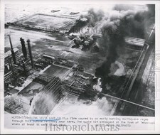 1952 Press Photo Buena Vista Lake, CA fire damage - nee13501 picture