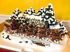 Anheuser Busch The Clydesdale Collection Holiday Scene Figurine CLY15 in Box picture