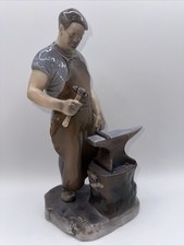 VTG BING & GRONDAHL PORCELAIN #2225 BLACKSMITH W/ ANVIL 11