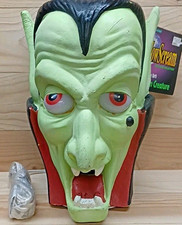 VTG Trendmasters Glow-in-the-Dark Lighted Vampire Head Halloween Decor New W Tag picture