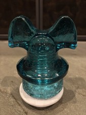 Vintage CD 257 Hemingray-60 Made In U.S.A Hemingray Blue Wide Saddle Insulator picture