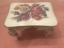 Vintage Limoges Footed Floral TRINKET BOX w/Lid, France BEAUTIFUL 💐 picture