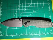 CMB predator 14C28N Mint No Box Version 1 Cross Bar Lock  picture
