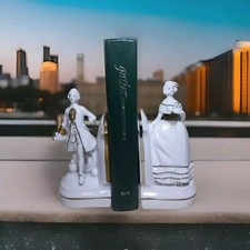George & Martha Washington Porcelain Bookends 7.25