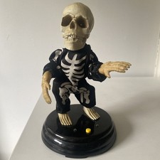 Gemmy Groovin Ghoul Dancing Skeleton Grave Raver Livin La Vida Loca Lights Moves picture