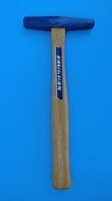 Vaughan SBP5 5 oz. Magnetic Tack Hammer Hickory Handle picture