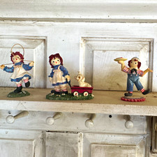 Enesco Raggedy Ann & Andy Resin Figurines Set of 3 1998 11RA824/846/866 picture