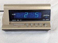 Vintage Sunbeam Alarm Clock Model 887-17B picture