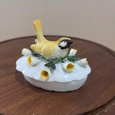 Vtg Nuova Capodimonte Italy Porcelain Bird Floral Trinket Box Cottagecore Decor picture