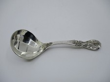 INTERNATIONAL SILVERPLATE FRENCH ROSE GRAVY LADLE - 6 1/2