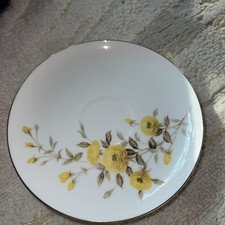 16 Pc Yellow Roses, Coupe, Gold Trim  (Gold Trim) by Sango Tea Set picture