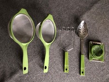 Vintage Avocado Green Kitchen Utensils Set 5 Pc Spoon Strainer MCM  picture