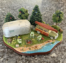 The Danbury Mint Airstream & Woody Camping Scene resin figurine MBI 2005 picture