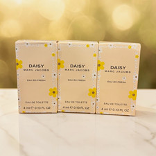 3 packs of Marc Jacobs Daisy Eau So Fresh Eau de Toilette Mini 4ml / 0.13 fl oz picture