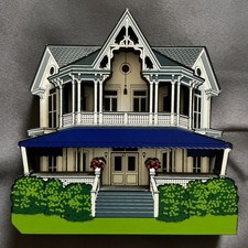 Shelia's Collectibles Willard-Haller Cottage Chatauqua NY Wood Shelf Sitter EXC picture