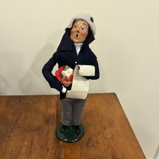 1990 BYERS CHOICE CHRISTMAS CAROLER Black Hair Man Holding Basket With  Gifts picture