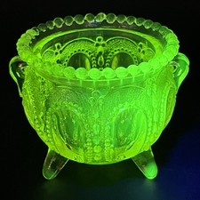 DEGENHART YELLOW VASELINE URANIUM UV GLASS GYPSY POT FOOTED TOOTHPICK HOLDER picture