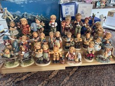 24 HUMMELS (2 are Berta Hummel) on expandable BAMBOO Display stand NO FLAWS picture