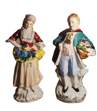 8 X 3.5 Inch Victorian Colonial Porcelain Couple Figurines Made in Japan picture