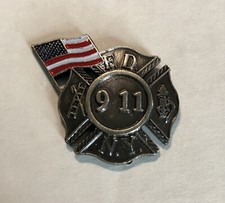 Vintage - New York Fire Department 9 11 memorial pin W/flag picture
