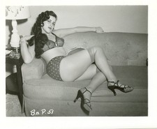 RARE IRVING KLAW 4 x 5 PHOTOGRAPH OF MODEL BARBARA PAULSON picture