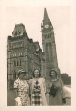 Old Vintage Photo PEACE TOWER OTTAWA ONTARIO CANADA TRIO ALL WOMEN THREE GRACES picture