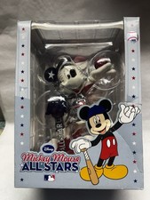 Forever Collectibles Disney Mickey Mouse MLB All-Stars 2010 Figurine 7 in picture