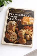 1968 Pillsbury Bake-Off Breads Cookbook Vintage Yeast Bread Recipes Baking picture