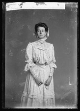 Photo:Ruth E. Jones Portrait Woman Lace Dress c1905-1906 picture
