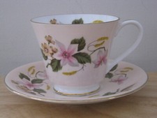 Aynsley Bone China Teacup & Saucer Set 2745 with Flowers picture
