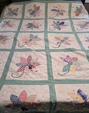 Vintage Handmade Applique Flower Quilt Tied Comforter Scrap Floral Cotton 1940s picture