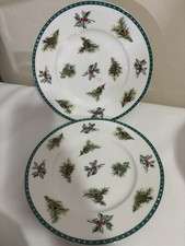 Mikasa Christmas Wish Salad/Dessert Holly Leaves Pinecones Plate 8.5