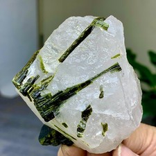 142G Rare Natural green tourmaline quartz crystal cluster mineral specimen picture