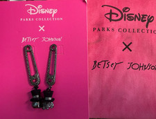 Disney Betsey Johnson Haunted Mansion Hatbox Ghost Earrings RARE FIND NEW picture