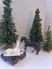 Vtg 80's AUTHENTIC USSR RED Stamped Lomonosov Resting Foal Porcelain Figurine;  picture
