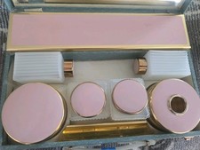 Vintage 1950s Sirram England Teal Pink Travel Vanity Train Case – Complete picture