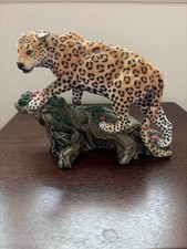 Living Stone Leopard Figurine 8