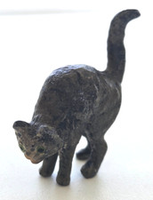 I CANNOT CAPTURE HOW CUTE THIS LITTLE COLD PAINTED MINIATURE BRONZE CAT IS picture