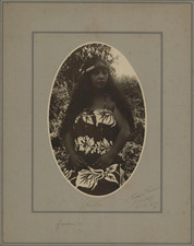 Tahitian Crowned Vahiné Woman Ei Taomi Pare Vintage Print. silver print picture