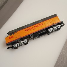 Union Pacific 3901 HO Gauge Train Model Railroad Diesel Locomotive- Untested picture