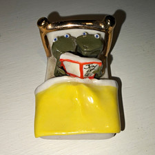 Vintage 1970s Ceramic Frog Couple in Bed Joy of Sex Novelty Figurine Risqué picture