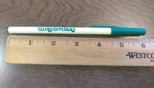 Opryland Hotel Pen Beige/Green Non Working Collectors Souvenir picture