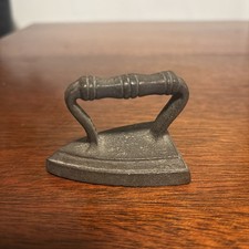 Vintage/Antique Cast Iron Miniature Sad Flat Iron Salesman Promotional Sample picture