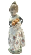 Lladro Valencia Girl With Oranges Mint Condition Retired Porcelain Figurine 4841 picture