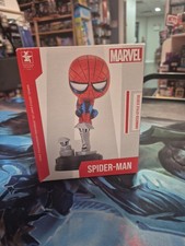 Diamond Select Toys Spider-Man on Chimney Statue (Skottie Young) picture