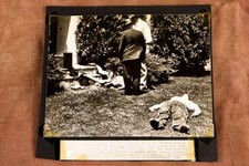 1947 AP Wire Photo Hayward California Murder Suicide Shooting Scene Dead V33 picture